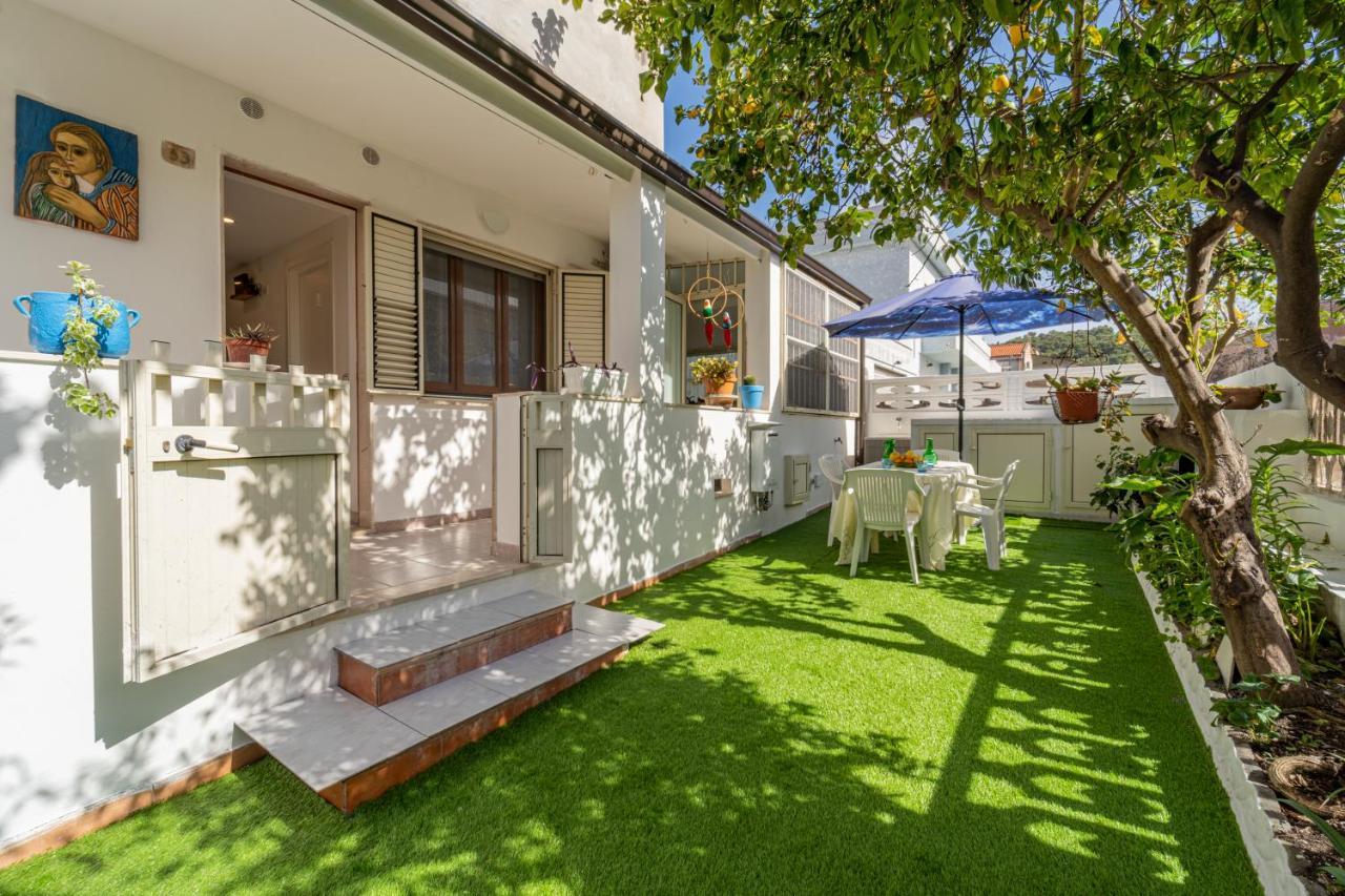 Apartamento Monolocale Gio Carbonia Exterior foto